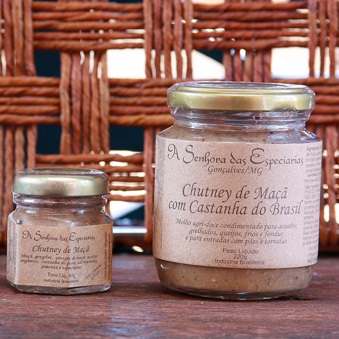 Chutney de maça com castanha do Brasil produzida por A Senhora das Especiarias em Gonçalves MG.